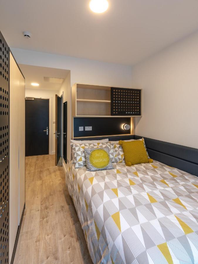 Dominick Place Apartment *